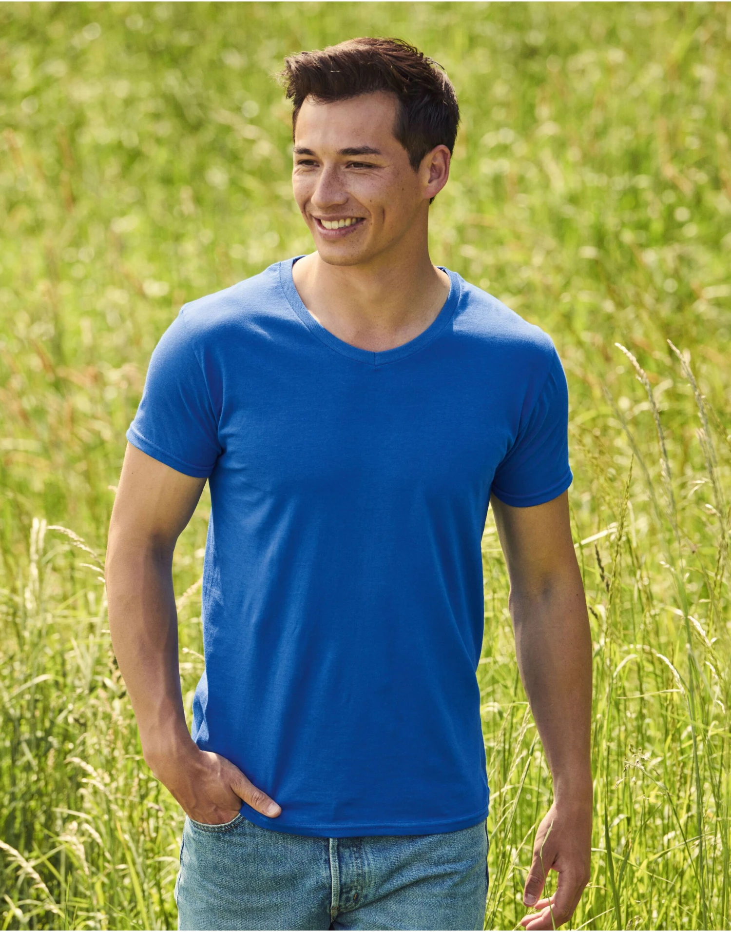 Fruit Of The Loom Mens Iconic 150 V-Neck T 2 Fruit Of The Loom Mens Iconic 150 V-Neck T - Image 2