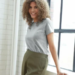 Gildan Softstyle Midweight Womens T-Shirt -Sol's Clothing Store 638e0f9385aa9307f0fb2ef3e826d392bdf90027d0b457e7fea396b6a7ffb997