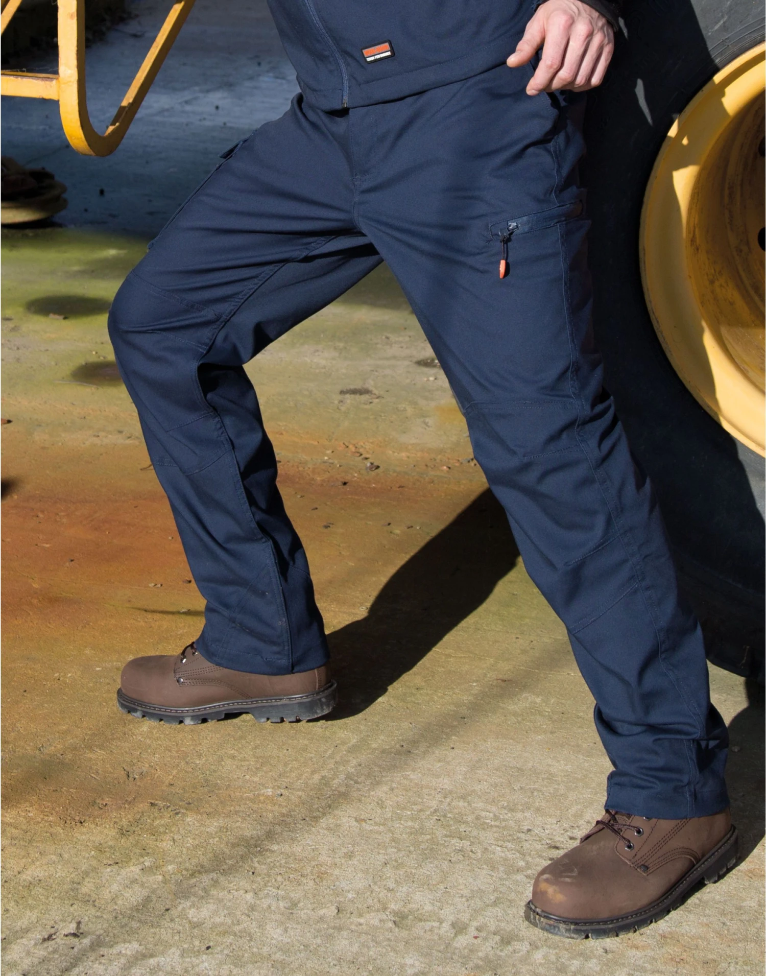 Result Work-Guard Sabre Stretch Trousers (Reg) 2 Result Work-Guard Sabre Stretch Trousers (Reg) - Image 2